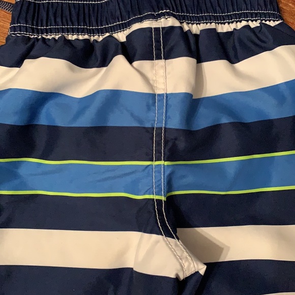 Old Navy Toddler Swim Trunks - Picture 5 of 7